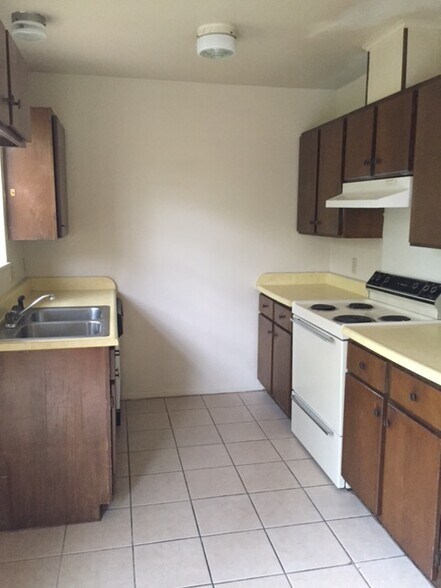 Building Photo - 114 Gatewood Ln