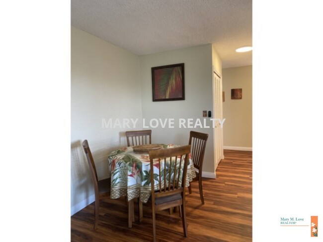 Building Photo - Beautifully remodeled 1 Bed 1 Bath Partial...