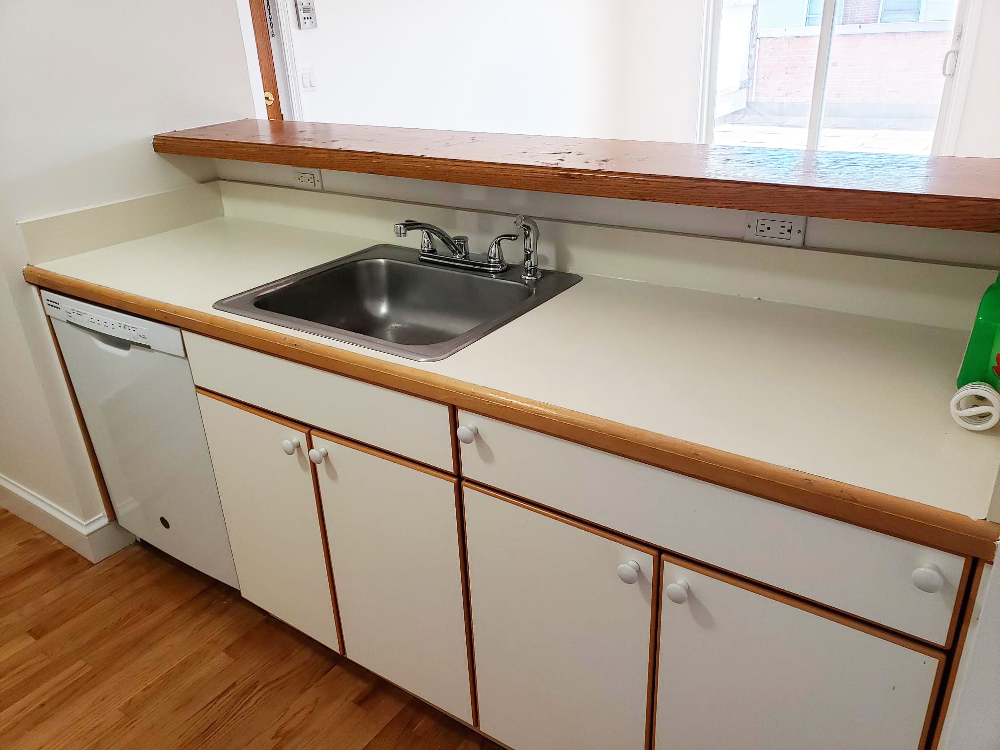 Kitchen - 59 Church St