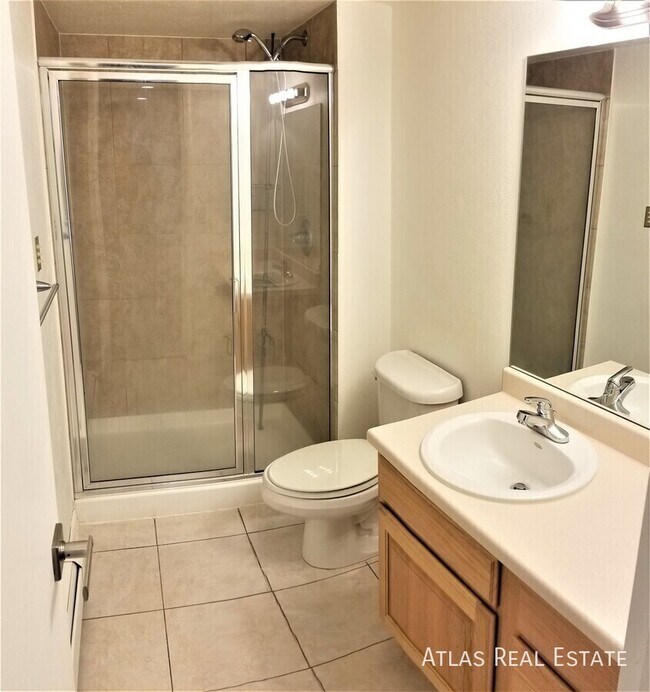 Building Photo - 1568 Youngfield St