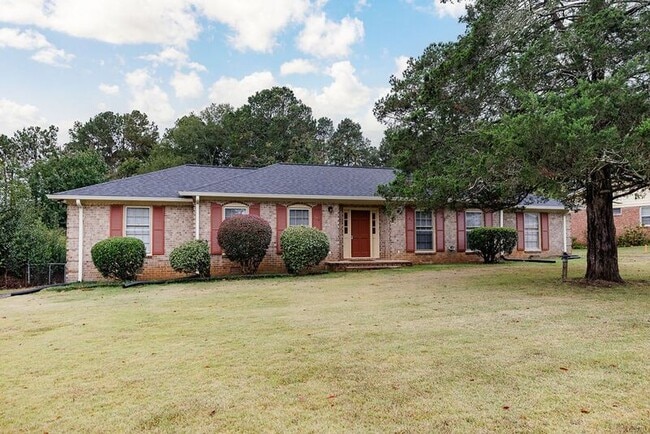 Primary Photo - 162 Jockey Club Dr