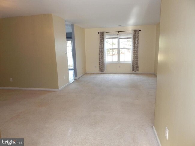 Building Photo - 531 Musket Ct