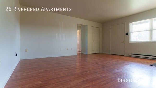 Building Photo - Spacious 2 Bedroom Apartment! Move in today!