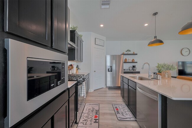 Building Photo - 3113 Crown Gate Dr