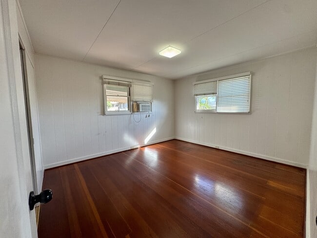 Building Photo - 829 Nanakai Pl