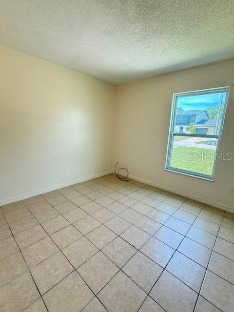Building Photo - 787 Lucaya Dr
