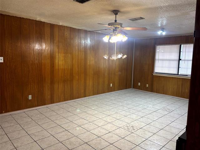 Building Photo - 100 Yorkshire Dr