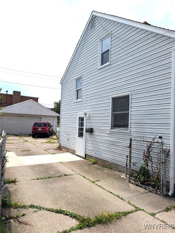 Building Photo - 881 Highland Ave