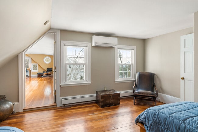 Building Photo - 239 Foreside Rd