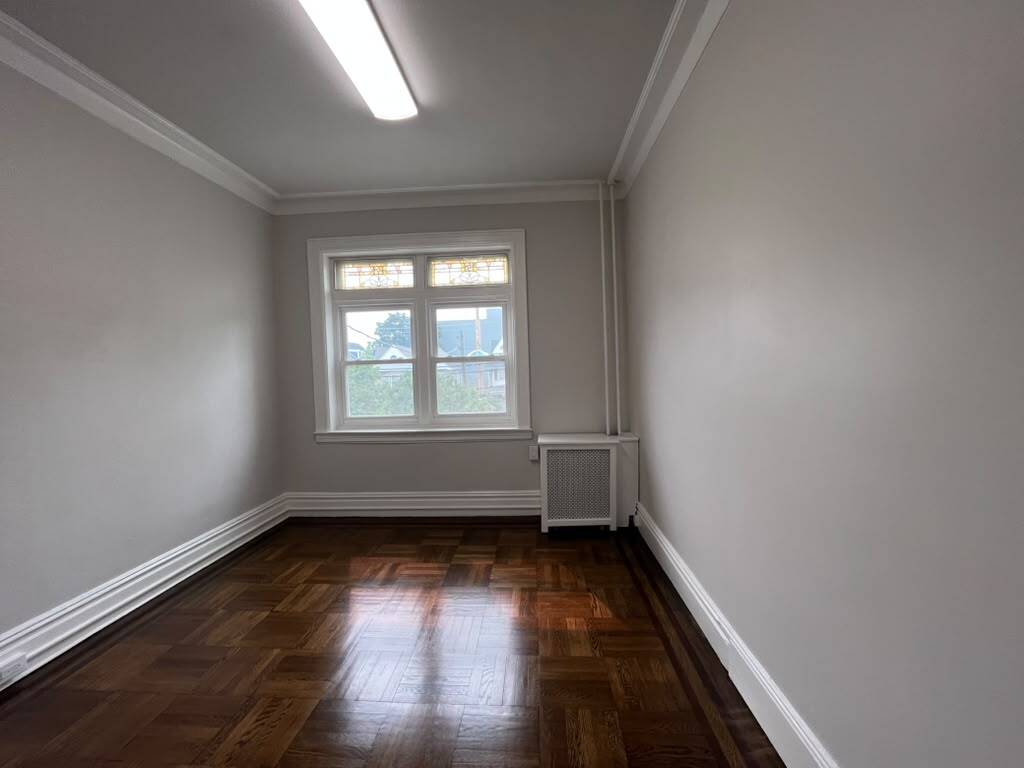 Building Photo - 735 Avenue C