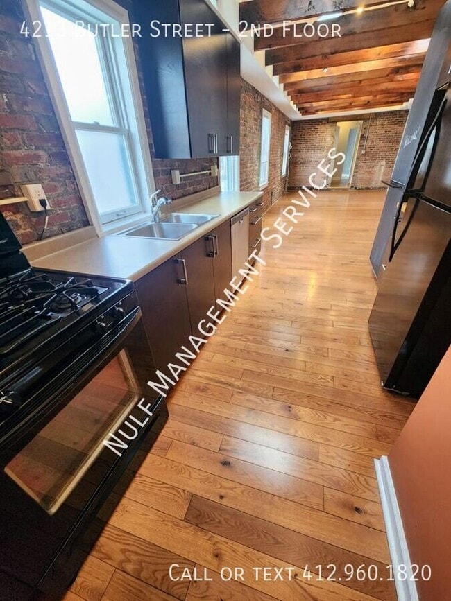 Building Photo - 4213 Butler St