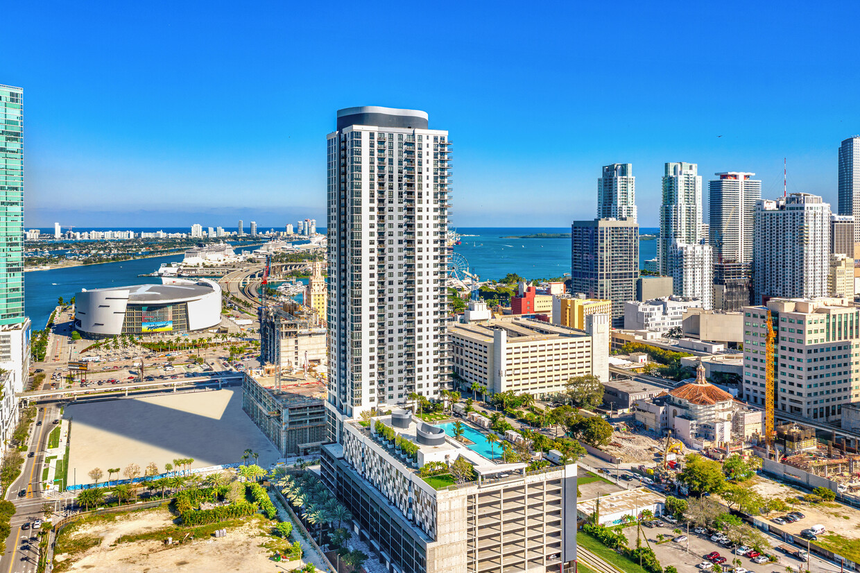 Caoba is the first tower to open at Miami Worldcenter