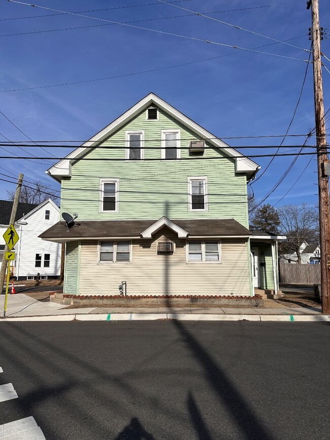 Building Photo - 503 N Delaware St