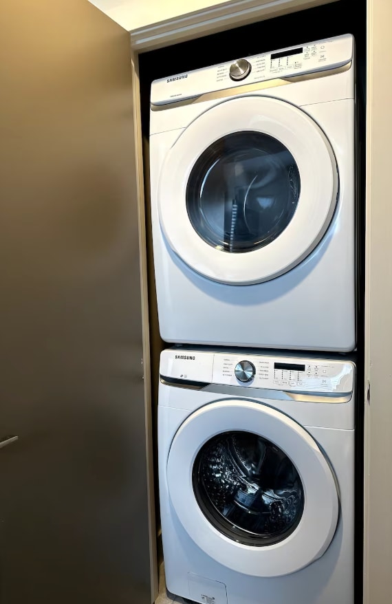 Building Photo - 1348 Zenobia St