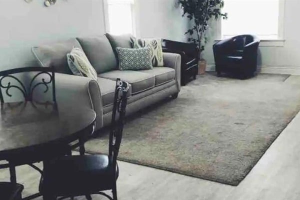 Primary Photo - 407 E 13th St