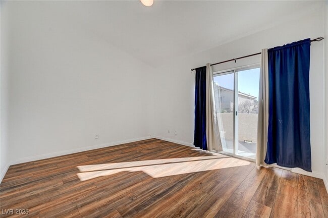 Building Photo - 2403 Rue De Versailles