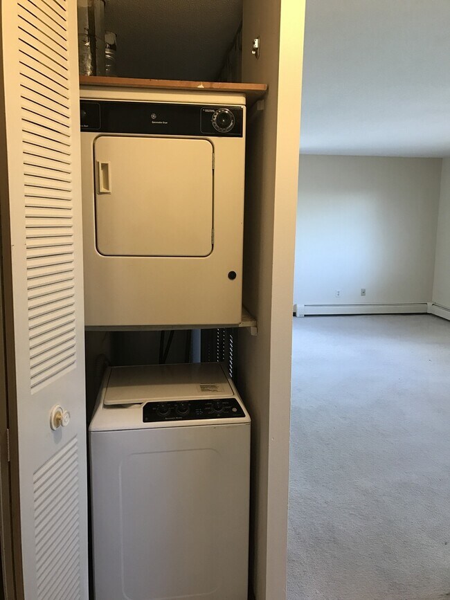 Building Photo - 2021 Jefferson St