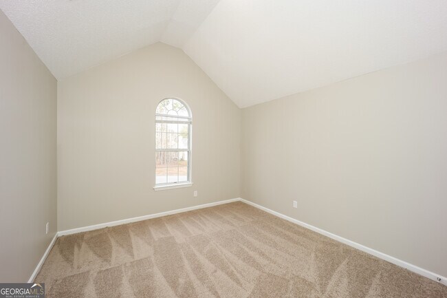 Building Photo - 7030 Mahogany Dr