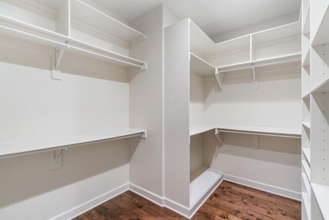 Building Photo - 4713 Emmas Cir W