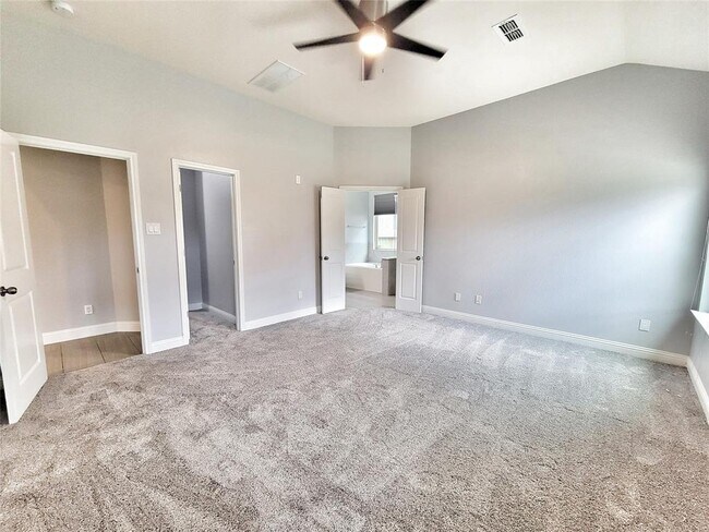 Building Photo - 2316 Vineyard Terrace Ln