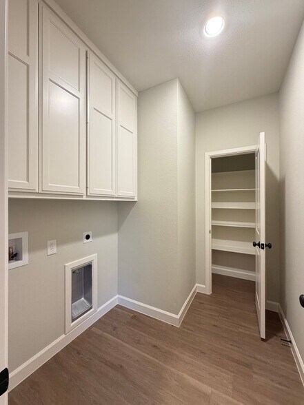 Building Photo - 1324 Milltown Rd