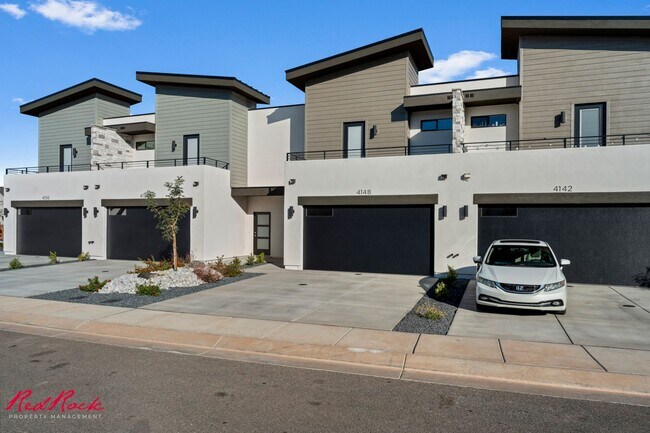Building Photo - Brand New Townhome in Crimson Park! Stylis...