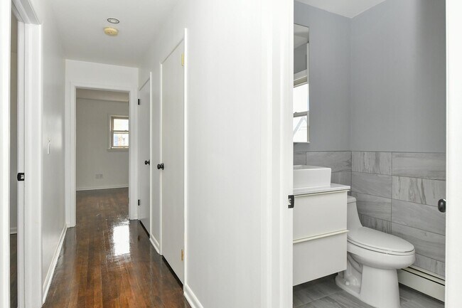 Building Photo - 4608 Grand Ave