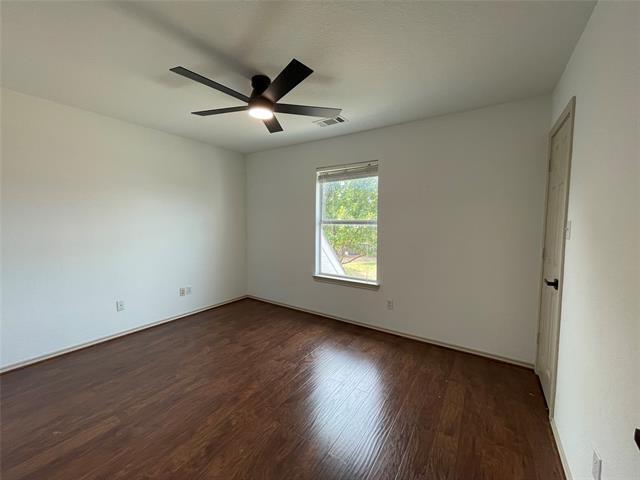 Building Photo - 6030 Bentwood Dr