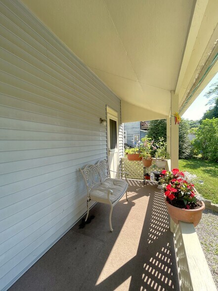 Balcony - 609 W Water St