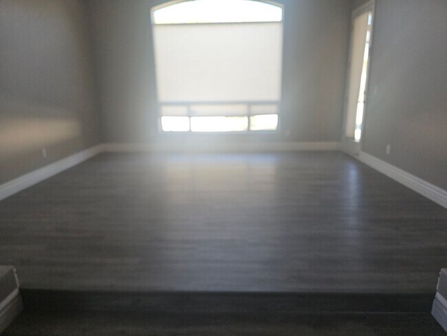 Building Photo - 3 bd 2.5 bth north east scottsdale home with pool