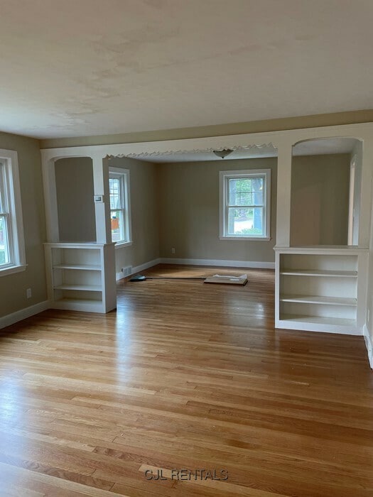 Building Photo - 144 Summer St