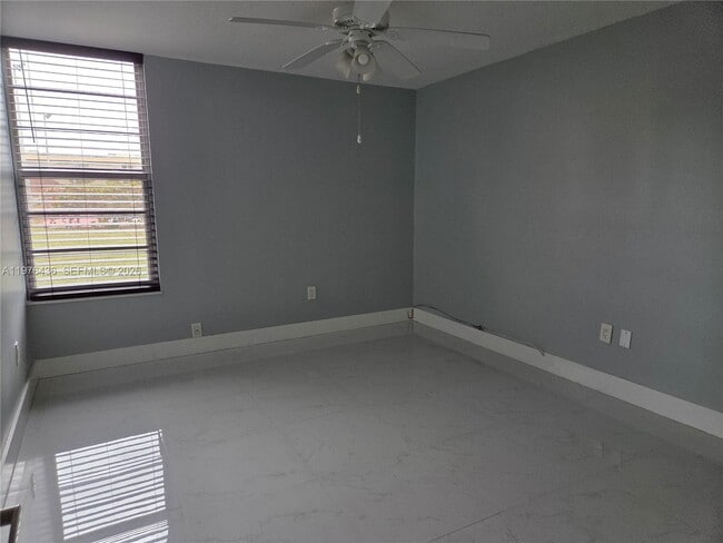 Building Photo - 506 NW 87th Ave