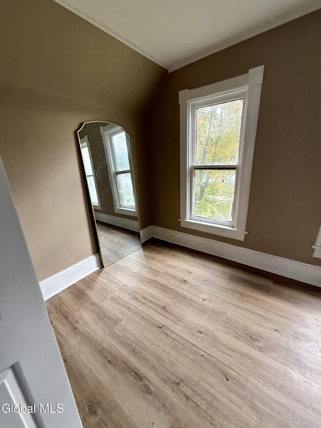 Building Photo - 89 2nd Ave