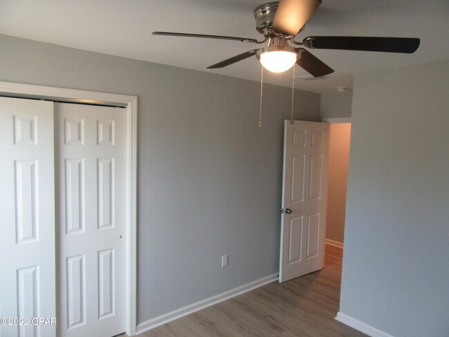 Building Photo - 1132 Mulberry Ave