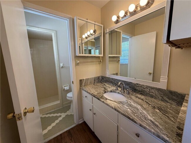 Building Photo - 3512 Shadowwood Ct