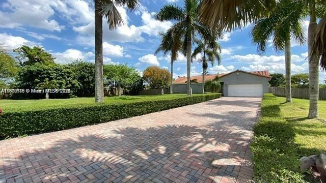 Primary Photo - 21080 SW 242nd St