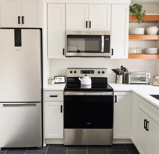 Building Photo - 4218 Saint Clair St