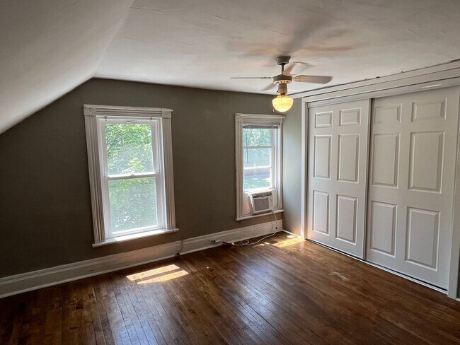 Building Photo - 4 Bed 2 Bath Single Family Home in Wausau