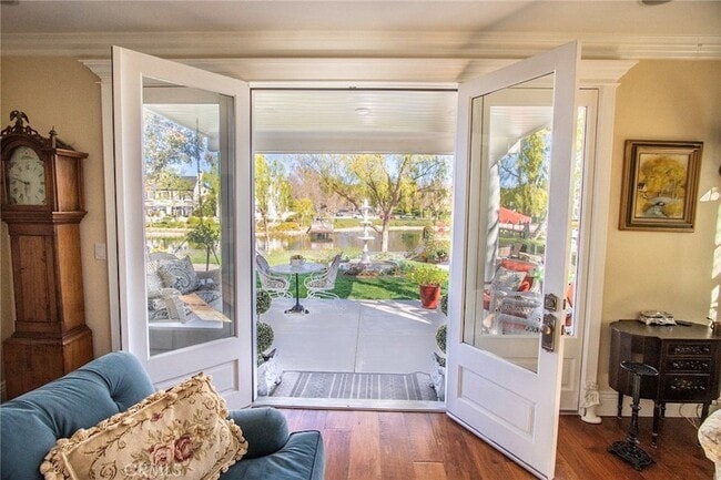 Building Photo - 27016 Island Rd