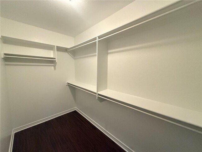 Building Photo - 3031 N Bentley Ridge