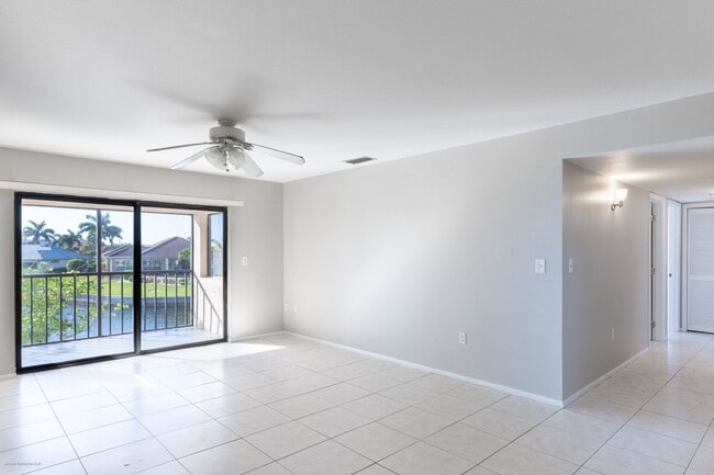 Building Photo - DRASTIC PRICE DROP!! WATERFRONT- 2-BEDROOMS, 2-BATH- PUNTA GORDA ISLES