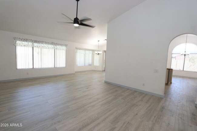 Building Photo - 4308 E Princeton Ave