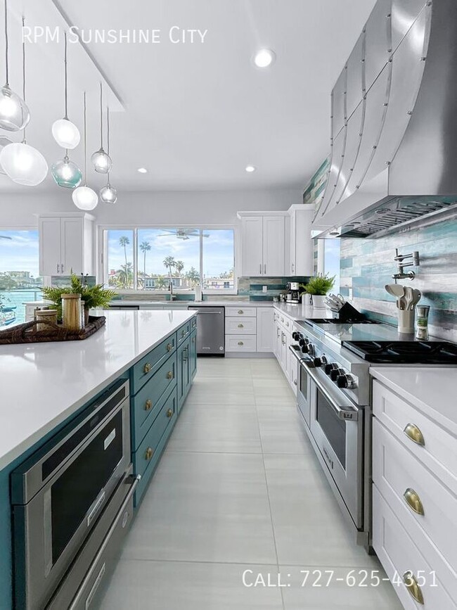 Building Photo - 326 129th Ave E