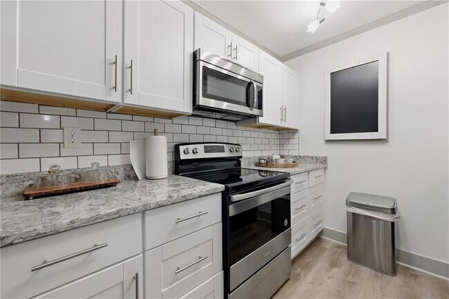 Building Photo - 178 Barone Pl NW