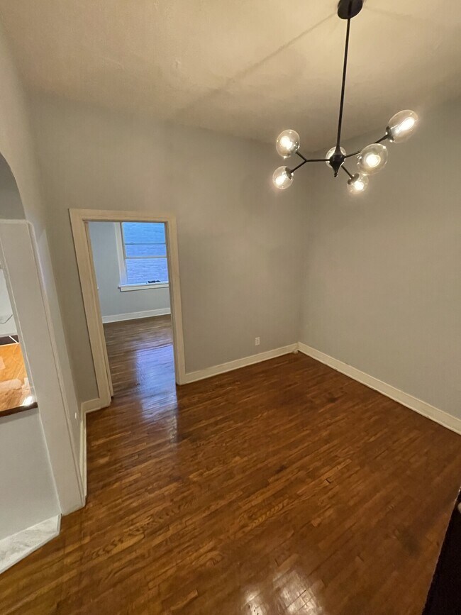 Building Photo - Sunflower Estate LLC