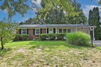 Building Photo - 1582 Turquoise Dr