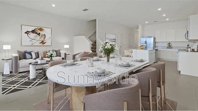 Building Photo - 2939 Maloof Dr