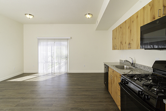 Building Photo - Ten Fifteen Apartments