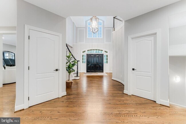 Building Photo - 7814 Crownhurst Ct