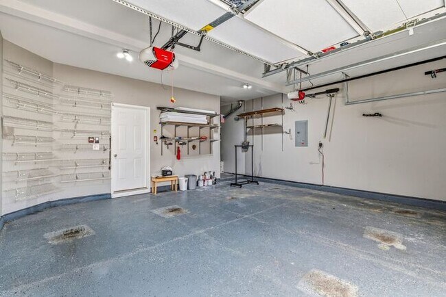 Building Photo - Luxury Living in High Point NC